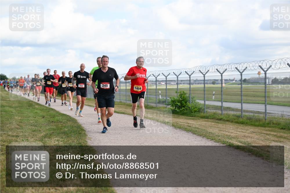 14.09.2025 - Airport Race Dr. Thomas Lammeyer http://msf.ph/oto/8868501 14.09.2025 12:12:40 Laufen 2104, 245, 134, 423, 117, 1458 meine-sportfotos.de
