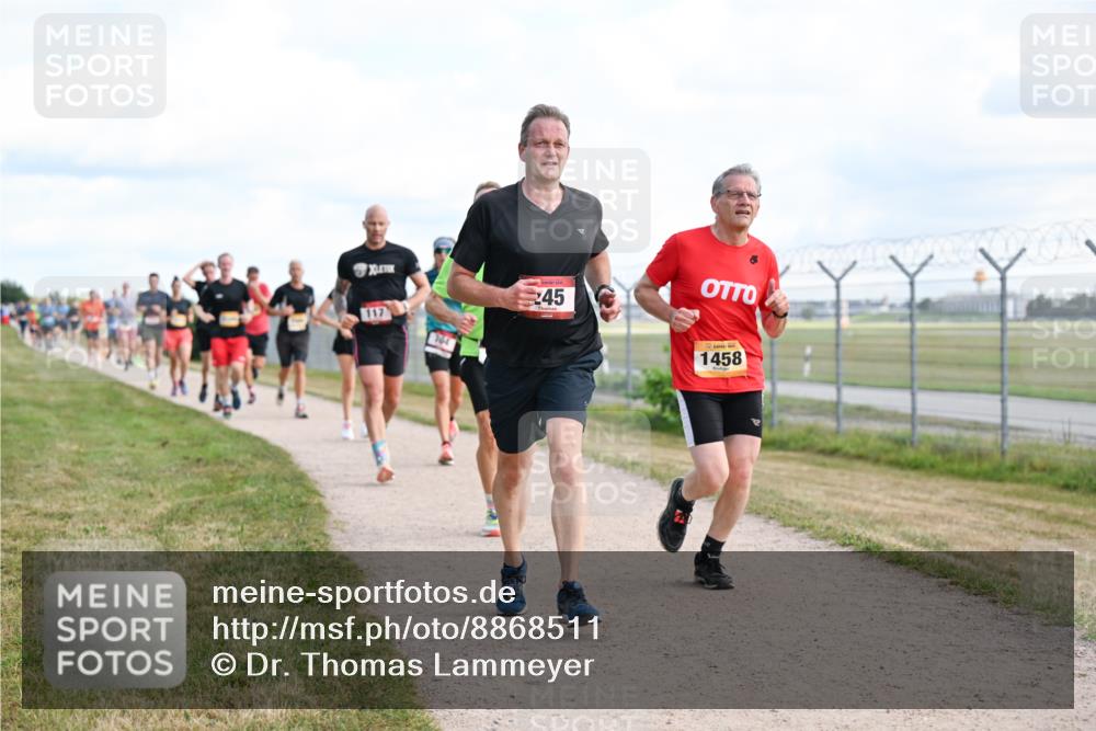14.09.2025 - Airport Race Dr. Thomas Lammeyer http://msf.ph/oto/8868511 14.09.2025 12:12:42 Laufen 117, 245, 1458 meine-sportfotos.de