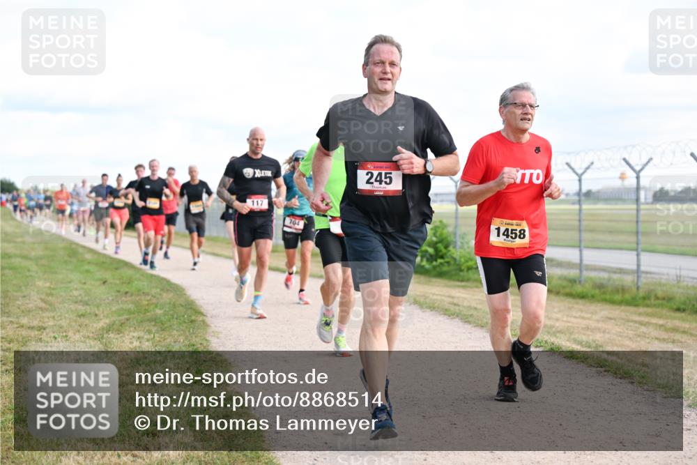 14.09.2025 - Airport Race Dr. Thomas Lammeyer http://msf.ph/oto/8868514 14.09.2025 12:12:42 Laufen 117, 704, 245, 1458 meine-sportfotos.de