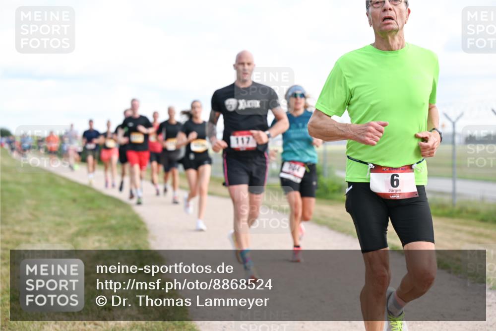 14.09.2025 - Airport Race Dr. Thomas Lammeyer http://msf.ph/oto/8868524 14.09.2025 12:12:44 Laufen 117, 6 meine-sportfotos.de