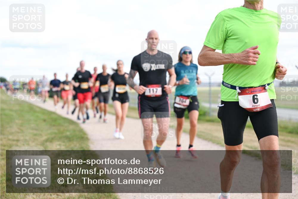 14.09.2025 - Airport Race Dr. Thomas Lammeyer http://msf.ph/oto/8868526 14.09.2025 12:12:44 Laufen 117, 6 meine-sportfotos.de