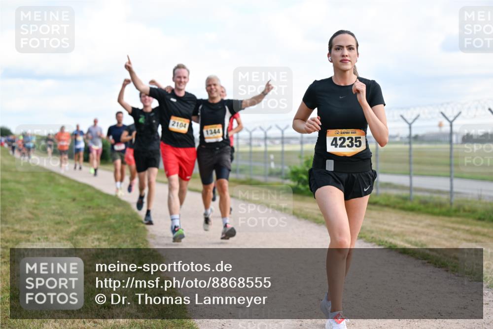 14.09.2025 - Airport Race Dr. Thomas Lammeyer http://msf.ph/oto/8868555 14.09.2025 12:12:46 Laufen 2104, 1344, 4235 meine-sportfotos.de
