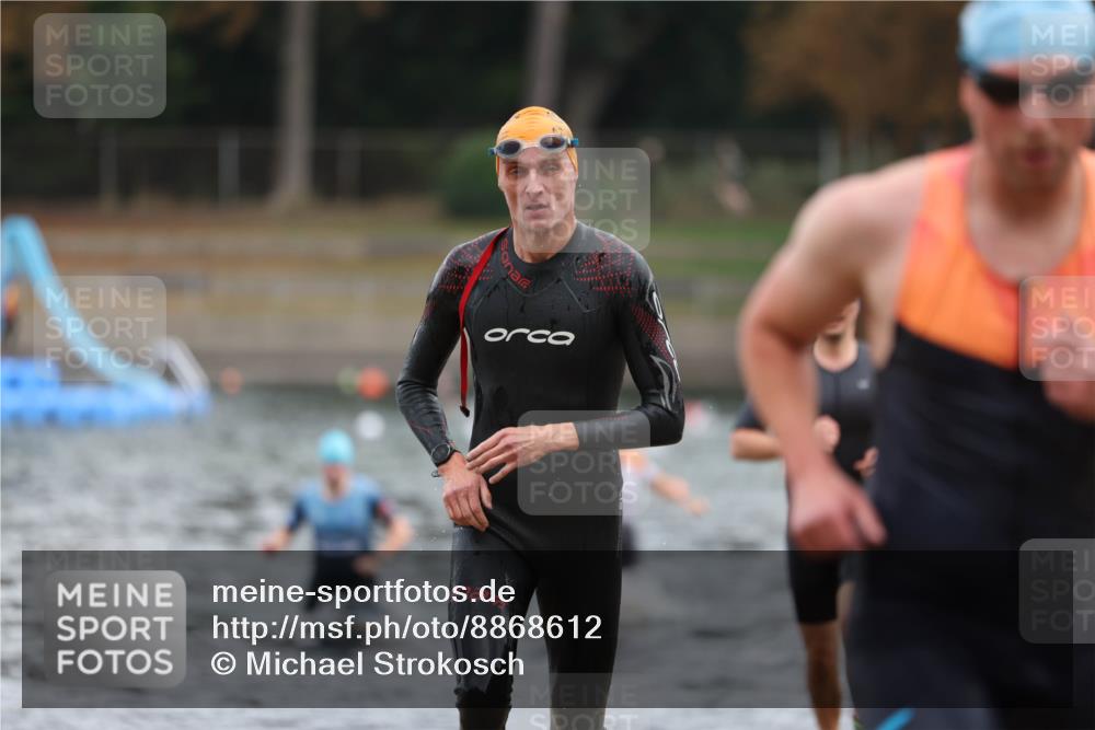 14.09.2025 - Stadtparktriathlon Michael Strokosch http://msf.ph/oto/8868612 14.09.2025 10:33:11 Schwimmen 739, 779, 787, 790, 807 meine-sportfotos.de