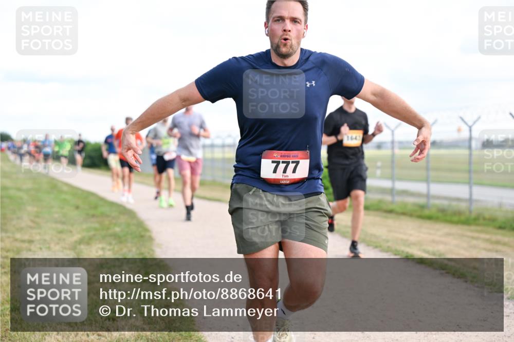 14.09.2025 - Airport Race Dr. Thomas Lammeyer http://msf.ph/oto/8868641 14.09.2025 12:12:51 Laufen 777, 16, 43 meine-sportfotos.de