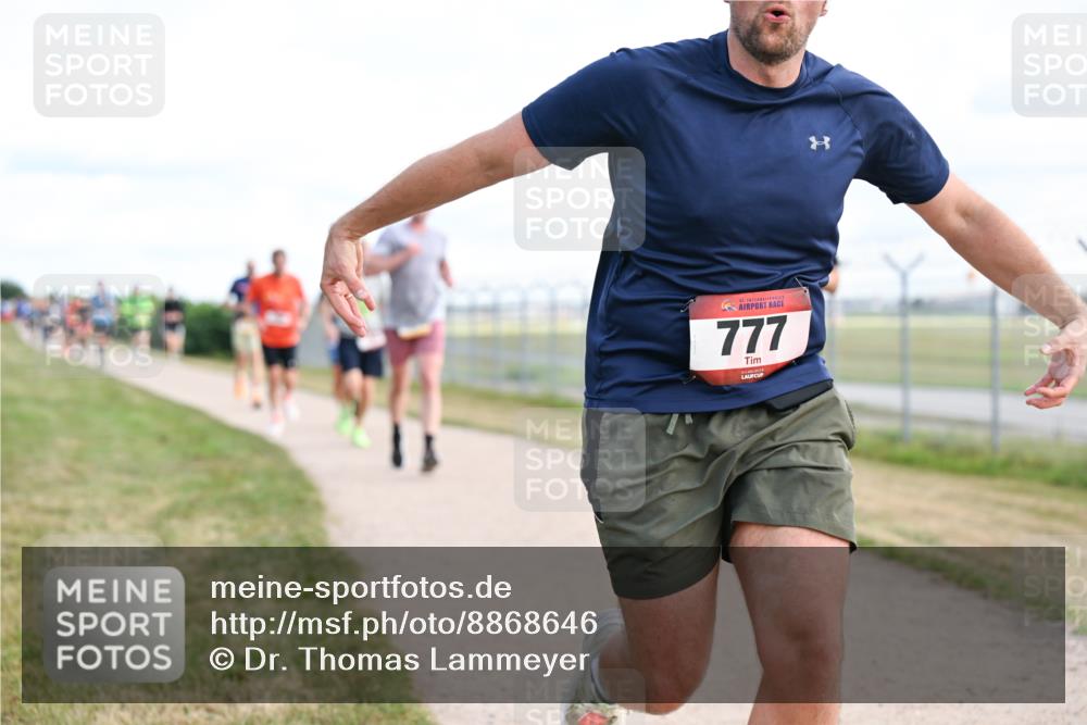 14.09.2025 - Airport Race Dr. Thomas Lammeyer http://msf.ph/oto/8868646 14.09.2025 12:12:52 Laufen 777 meine-sportfotos.de