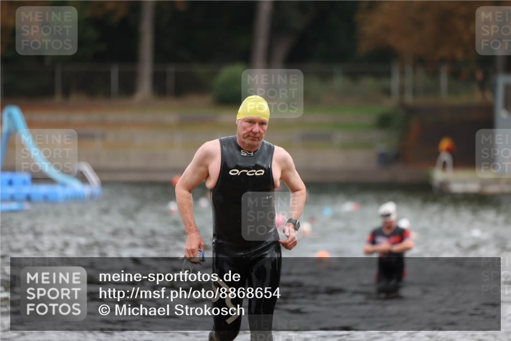 14.09.2025 - Stadtparktriathlon Michael Strokosch http://msf.ph/oto/8868654 14.09.2025 10:33:28 Schwimmen 792 meine-sportfotos.de