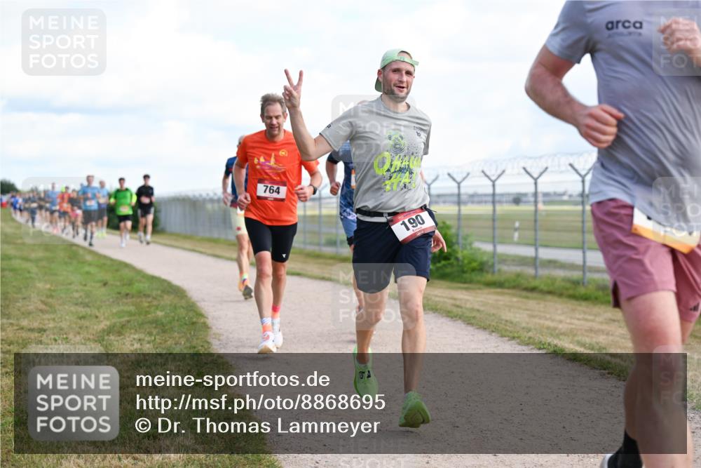 14.09.2025 - Airport Race Dr. Thomas Lammeyer http://msf.ph/oto/8868695 14.09.2025 12:12:55 Laufen 764, 190 meine-sportfotos.de