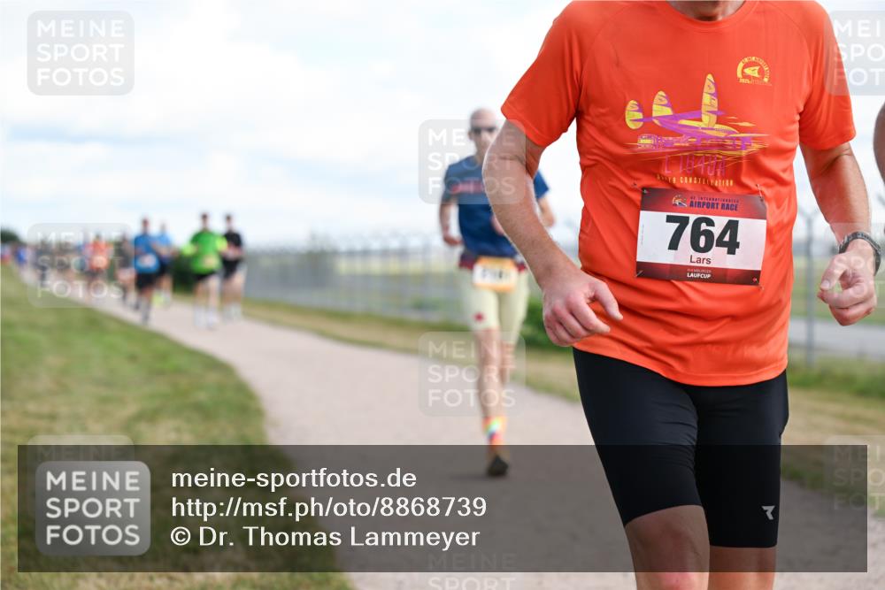 14.09.2025 - Airport Race Dr. Thomas Lammeyer http://msf.ph/oto/8868739 14.09.2025 12:12:57 Laufen 2025, 42, 764 meine-sportfotos.de