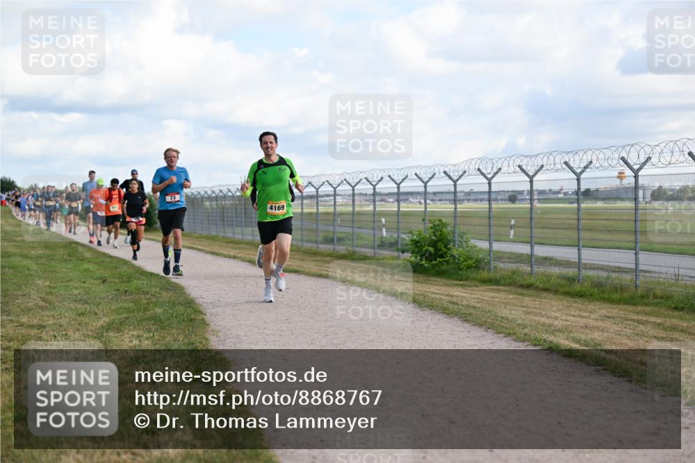 14.09.2025 - Airport Race Dr. Thomas Lammeyer http://msf.ph/oto/8868767 14.09.2025 12:13:01 Laufen 915, 73, 4169 meine-sportfotos.de