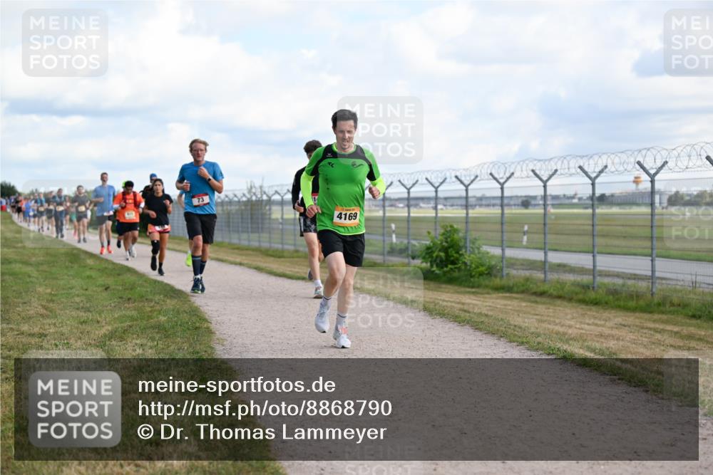 14.09.2025 - Airport Race Dr. Thomas Lammeyer http://msf.ph/oto/8868790 14.09.2025 12:13:02 Laufen 4169 meine-sportfotos.de