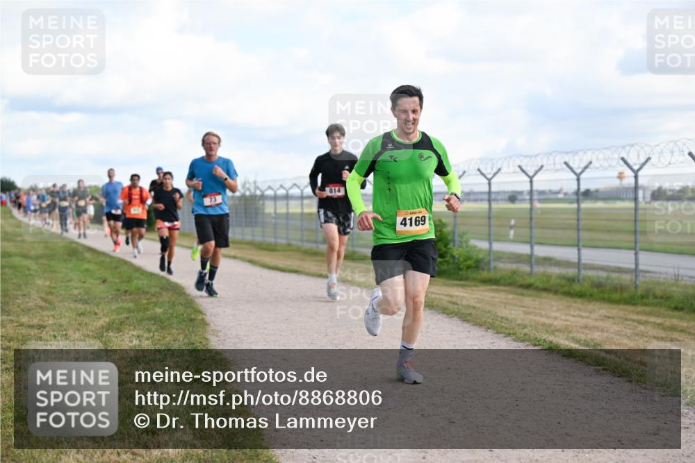 14.09.2025 - Airport Race Dr. Thomas Lammeyer http://msf.ph/oto/8868806 14.09.2025 12:13:02 Laufen 814, 4169 meine-sportfotos.de
