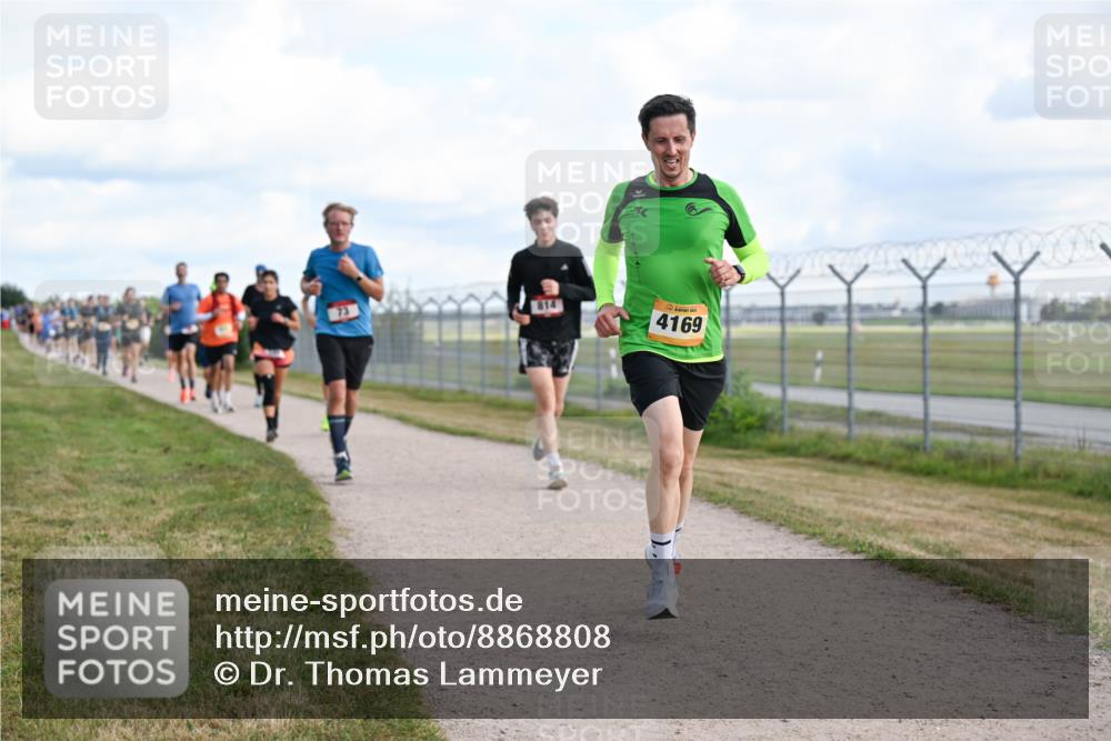 14.09.2025 - Airport Race Dr. Thomas Lammeyer http://msf.ph/oto/8868808 14.09.2025 12:13:03 Laufen 814, 4169 meine-sportfotos.de