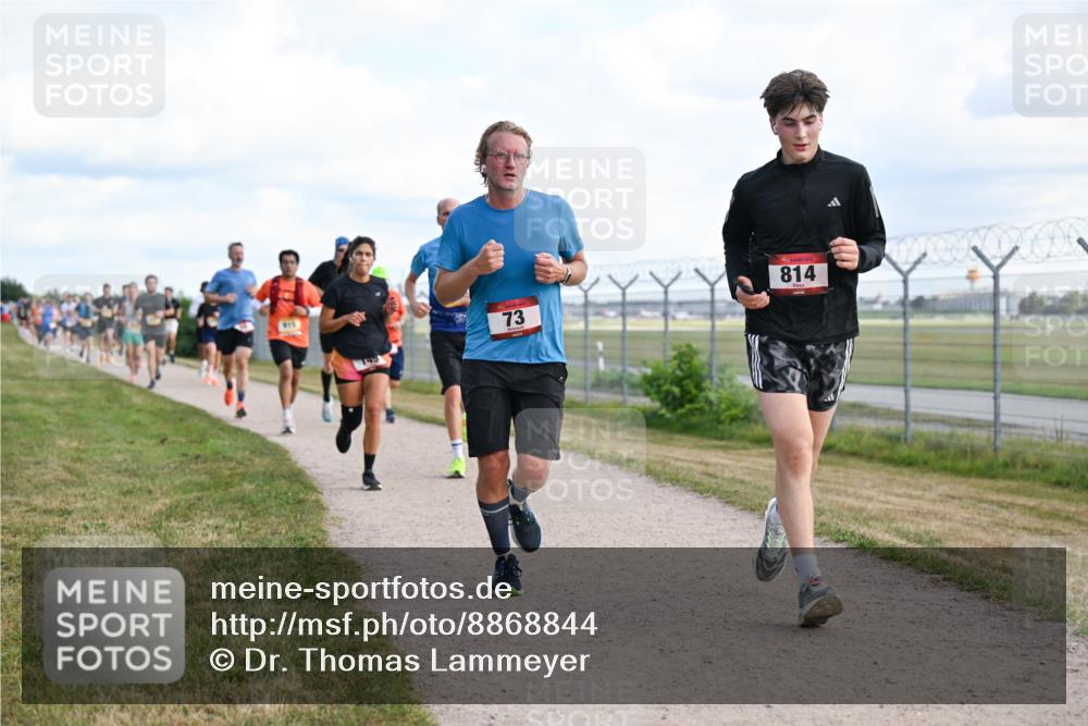 14.09.2025 - Airport Race Dr. Thomas Lammeyer http://msf.ph/oto/8868844 14.09.2025 12:13:05 Laufen 915, 149, 73, 814 meine-sportfotos.de