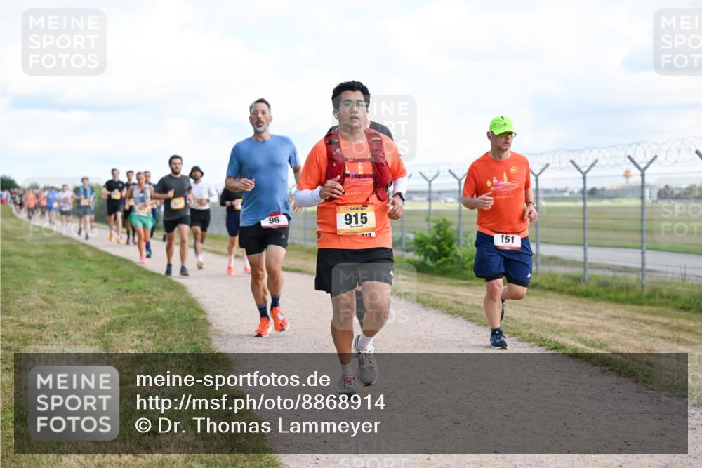 14.09.2025 - Airport Race Dr. Thomas Lammeyer http://msf.ph/oto/8868914 14.09.2025 12:13:09 Laufen 96, 915, 915, 151 meine-sportfotos.de