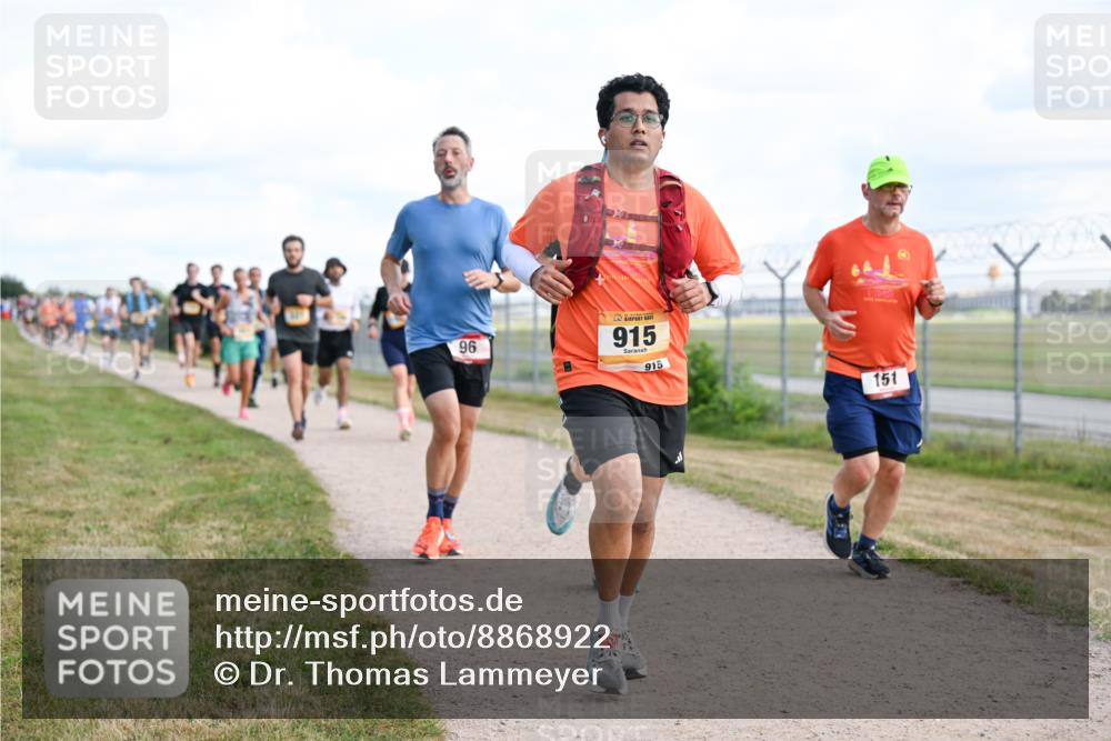 14.09.2025 - Airport Race Dr. Thomas Lammeyer http://msf.ph/oto/8868922 14.09.2025 12:13:10 Laufen 96, 915, 915, 151 meine-sportfotos.de