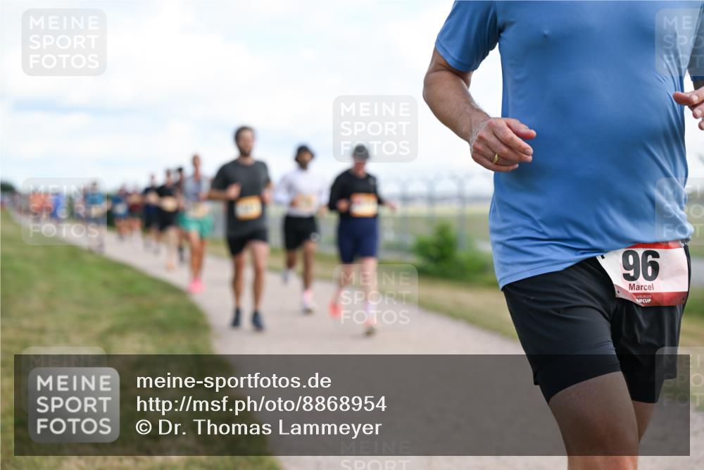 14.09.2025 - Airport Race Dr. Thomas Lammeyer http://msf.ph/oto/8868954 14.09.2025 12:13:12 Laufen 96 meine-sportfotos.de