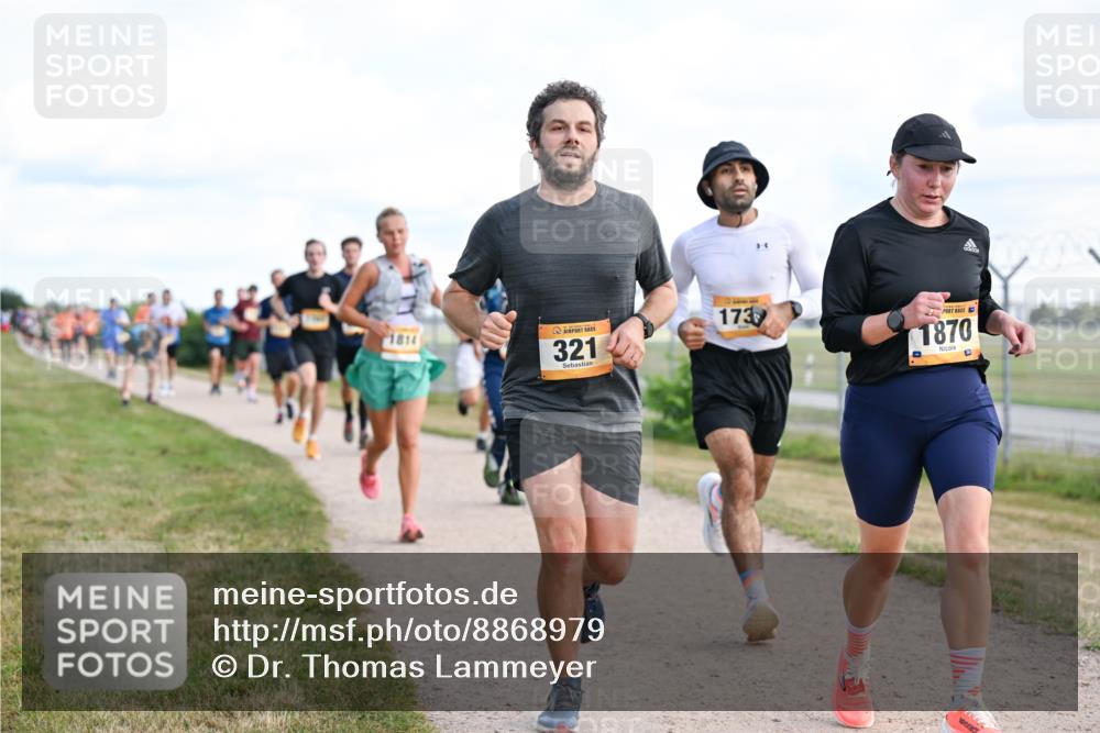 14.09.2025 - Airport Race Dr. Thomas Lammeyer http://msf.ph/oto/8868979 14.09.2025 12:13:14 Laufen 1814, 321, 173, 1870 meine-sportfotos.de