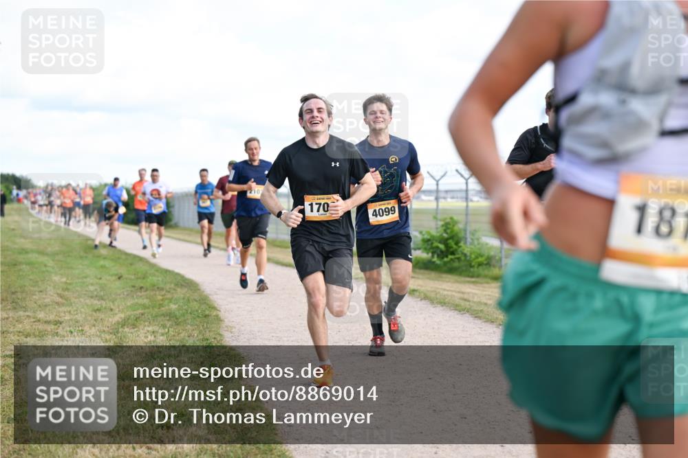 14.09.2025 - Airport Race Dr. Thomas Lammeyer http://msf.ph/oto/8869014 14.09.2025 12:13:16 Laufen 2103, 170, 4099, 18 meine-sportfotos.de
