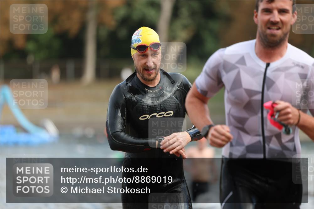 14.09.2025 - Stadtparktriathlon Michael Strokosch http://msf.ph/oto/8869019 14.09.2025 10:49:53 Schwimmen 825, 842, 865, 875 meine-sportfotos.de