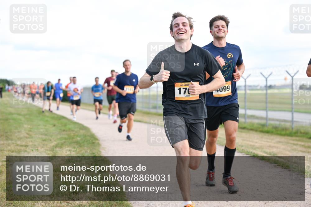 14.09.2025 - Airport Race Dr. Thomas Lammeyer http://msf.ph/oto/8869031 14.09.2025 12:13:17 Laufen 176, 099 meine-sportfotos.de