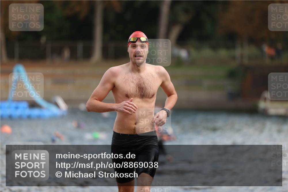 14.09.2025 - Stadtparktriathlon Michael Strokosch http://msf.ph/oto/8869038 14.09.2025 10:50:00 Schwimmen 875 meine-sportfotos.de