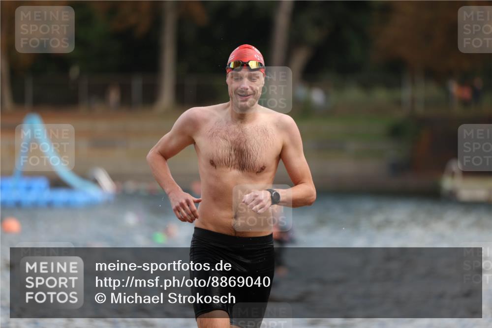 14.09.2025 - Stadtparktriathlon Michael Strokosch http://msf.ph/oto/8869040 14.09.2025 10:50:01 Schwimmen 875 meine-sportfotos.de