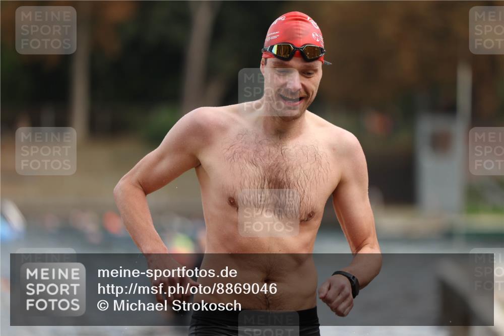 14.09.2025 - Stadtparktriathlon Michael Strokosch http://msf.ph/oto/8869046 14.09.2025 10:50:02 Schwimmen 875 meine-sportfotos.de