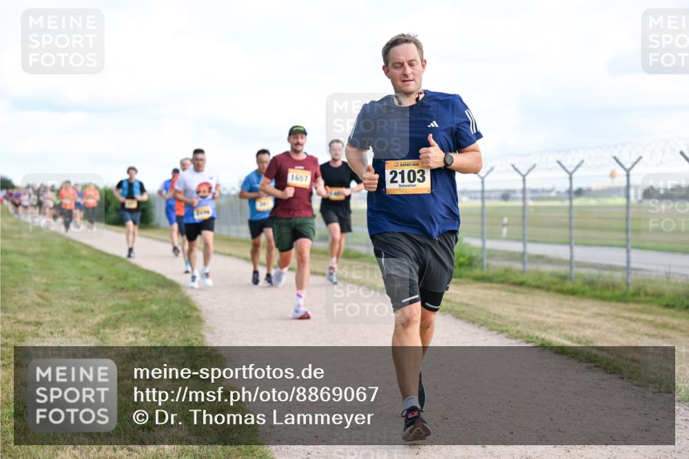 14.09.2025 - Airport Race Dr. Thomas Lammeyer http://msf.ph/oto/8869067 14.09.2025 12:13:19 Laufen 1657, 2103 meine-sportfotos.de