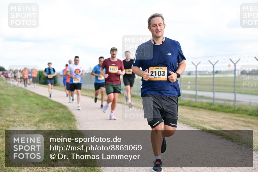 14.09.2025 - Airport Race Dr. Thomas Lammeyer http://msf.ph/oto/8869069 14.09.2025 12:13:20 Laufen 1657, 2103 meine-sportfotos.de