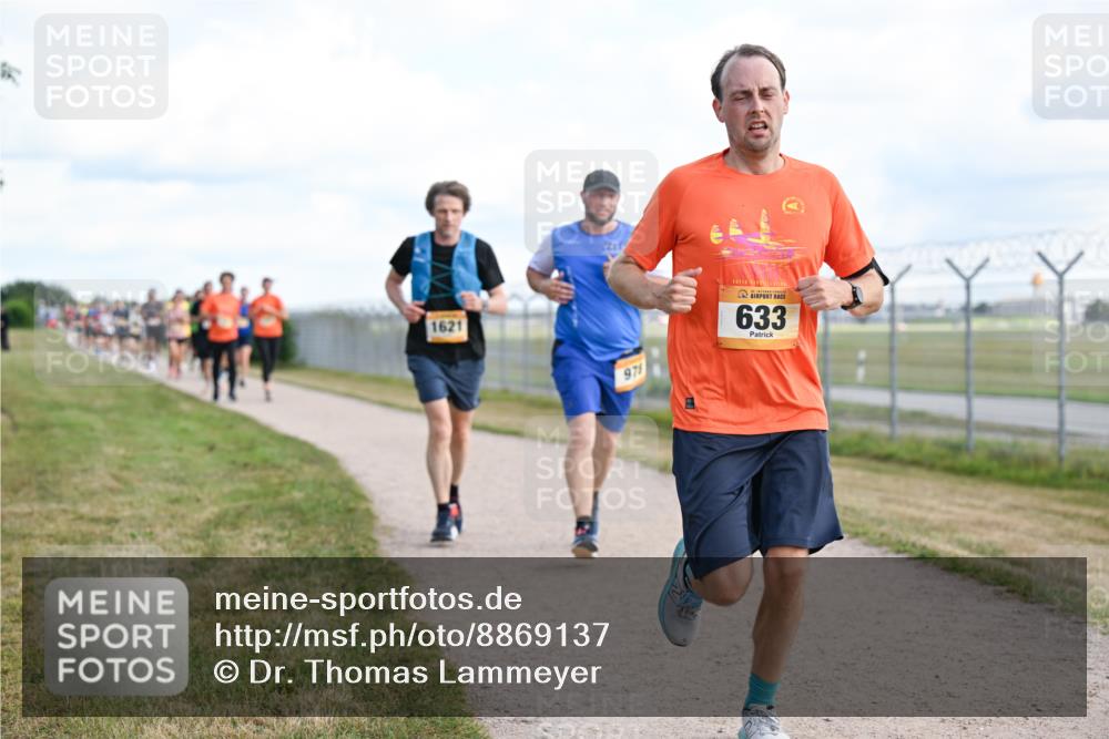 14.09.2025 - Airport Race Dr. Thomas Lammeyer http://msf.ph/oto/8869137 14.09.2025 12:13:24 Laufen 975, 633 meine-sportfotos.de