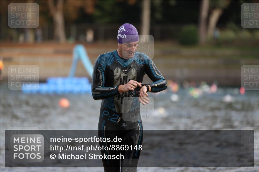 14.09.2025 - Stadtparktriathlon Michael Strokosch http://msf.ph/oto/8869148 14.09.2025 10:50:48 Schwimmen 888 meine-sportfotos.de