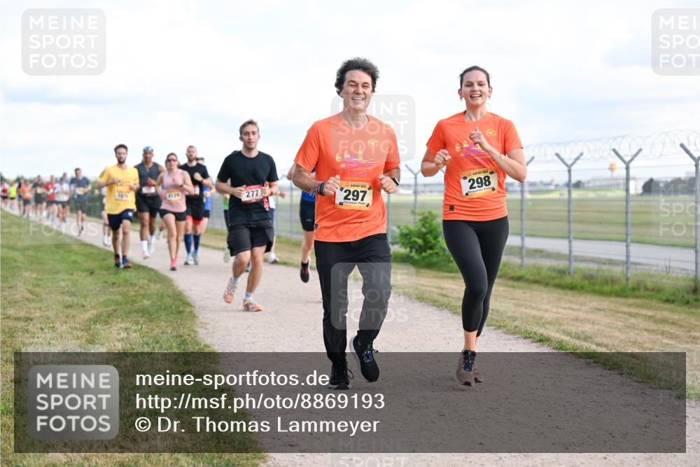 14.09.2025 - Airport Race Dr. Thomas Lammeyer http://msf.ph/oto/8869193 14.09.2025 12:13:32 Laufen 4129, 277, 7, 16, 487, 297, 298 meine-sportfotos.de