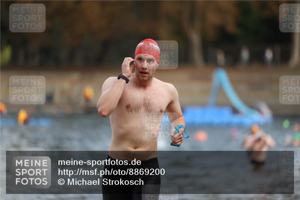 14.09.2025 - Stadtparktriathlon Michael Strokosch http://msf.ph/oto/8869200 14.09.2025 10:51:29 Schwimmen 905 meine-sportfotos.de