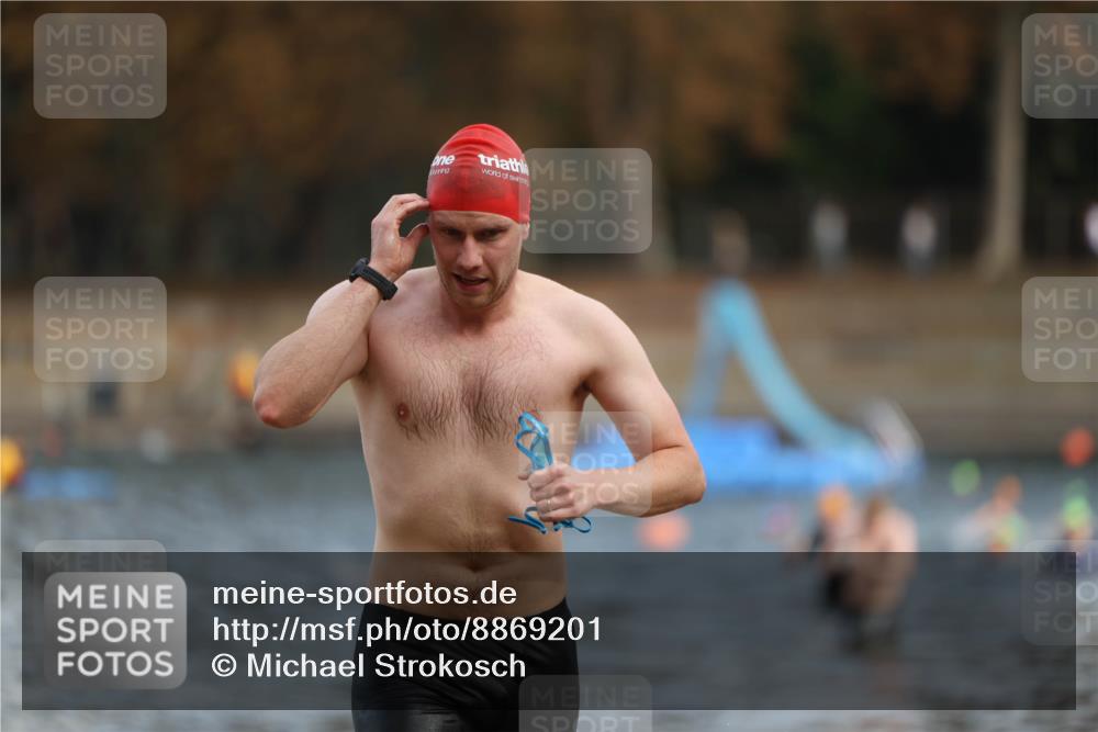 14.09.2025 - Stadtparktriathlon Michael Strokosch http://msf.ph/oto/8869201 14.09.2025 10:51:30 Schwimmen 905 meine-sportfotos.de