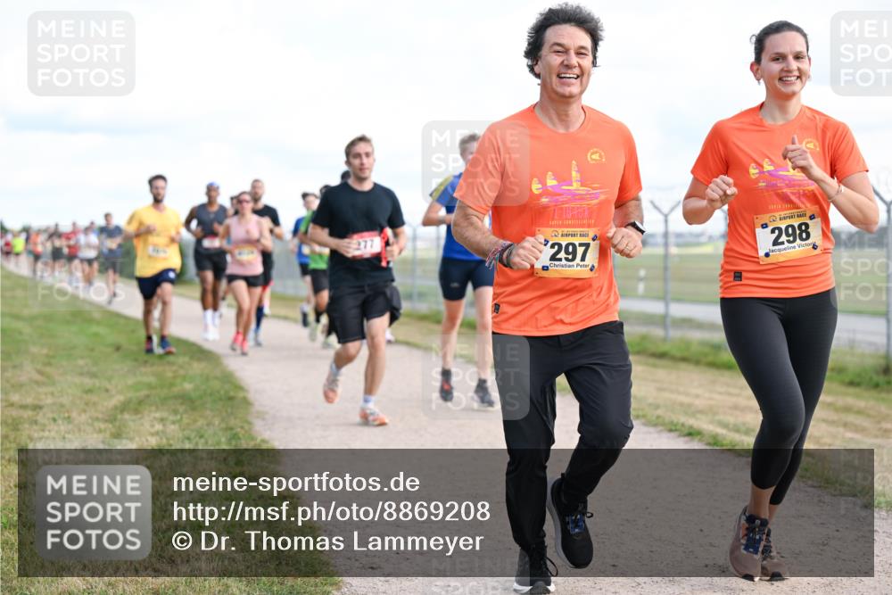 14.09.2025 - Airport Race Dr. Thomas Lammeyer http://msf.ph/oto/8869208 14.09.2025 12:13:33 Laufen 297, 298 meine-sportfotos.de