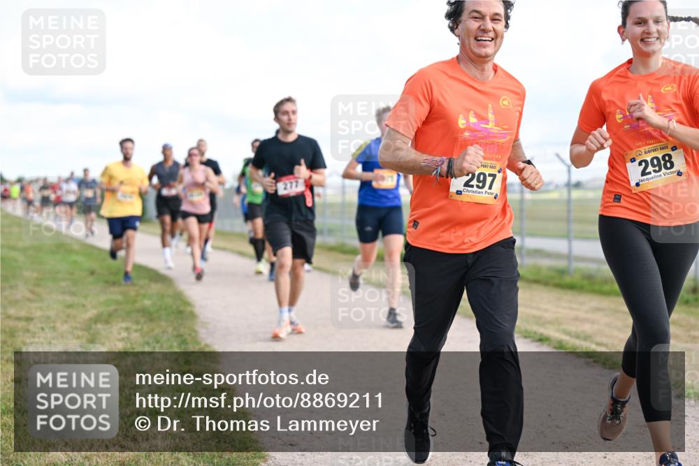 14.09.2025 - Airport Race Dr. Thomas Lammeyer http://msf.ph/oto/8869211 14.09.2025 12:13:33 Laufen 297, 298 meine-sportfotos.de