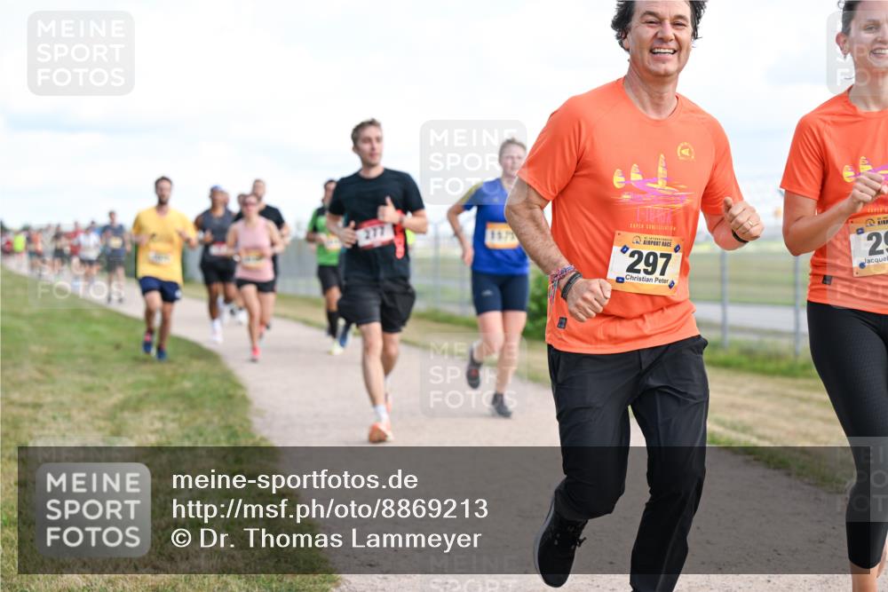 14.09.2025 - Airport Race Dr. Thomas Lammeyer http://msf.ph/oto/8869213 14.09.2025 12:13:33 Laufen 297, 29 meine-sportfotos.de