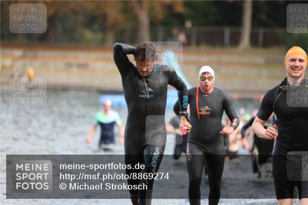 14.09.2025 - Stadtparktriathlon Michael Strokosch http://msf.ph/oto/8869274 14.09.2025 10:52:01 Schwimmen 835, 846, 852, 859, 867, 878, 882, 898, 917 meine-sportfotos.de