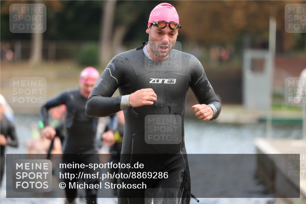 14.09.2025 - Stadtparktriathlon Michael Strokosch http://msf.ph/oto/8869286 14.09.2025 10:52:04 Schwimmen 835, 846, 852, 859, 867, 878, 882, 897, 898, 917 meine-sportfotos.de