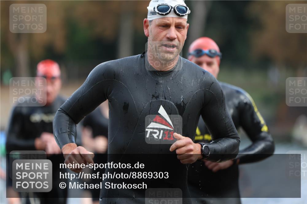 14.09.2025 - Stadtparktriathlon Michael Strokosch http://msf.ph/oto/8869303 14.09.2025 10:52:10 Schwimmen 826, 846, 867, 873, 878, 882, 897, 898, 919 meine-sportfotos.de