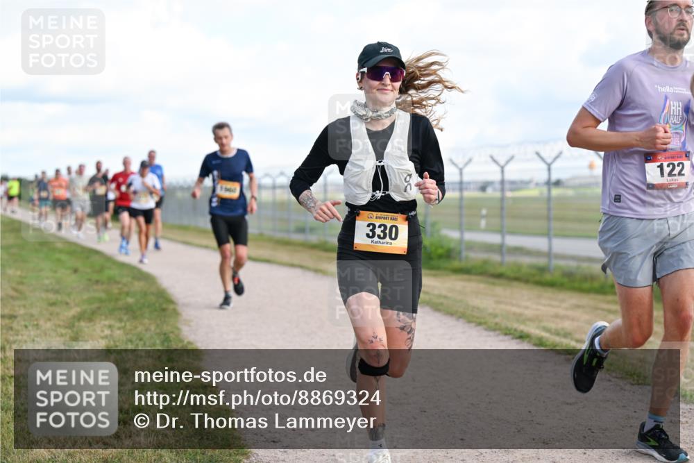 14.09.2025 - Airport Race Dr. Thomas Lammeyer http://msf.ph/oto/8869324 14.09.2025 12:13:40 Laufen 330, 122 meine-sportfotos.de
