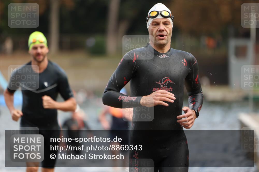 14.09.2025 - Stadtparktriathlon Michael Strokosch http://msf.ph/oto/8869343 14.09.2025 10:52:23 Schwimmen 826, 836, 838, 839, 853, 862, 868, 886, 889, 919 meine-sportfotos.de