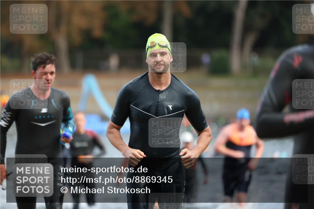 14.09.2025 - Stadtparktriathlon Michael Strokosch http://msf.ph/oto/8869345 14.09.2025 10:52:23 Schwimmen 826, 836, 838, 839, 853, 862, 868, 886, 889, 919 meine-sportfotos.de