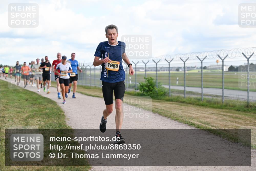 14.09.2025 - Airport Race Dr. Thomas Lammeyer http://msf.ph/oto/8869350 14.09.2025 12:13:41 Laufen 1960 meine-sportfotos.de