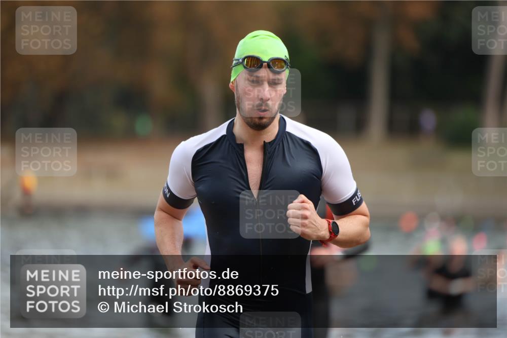 14.09.2025 - Stadtparktriathlon Michael Strokosch http://msf.ph/oto/8869375 14.09.2025 10:52:32 Schwimmen 839, 853, 868, 886, 889 meine-sportfotos.de