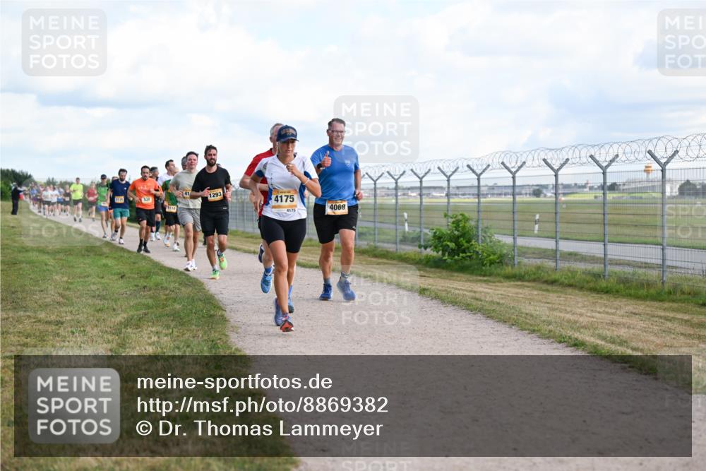 14.09.2025 - Airport Race Dr. Thomas Lammeyer http://msf.ph/oto/8869382 14.09.2025 12:13:43 Laufen 2135, 528, 1110, 41, 1293, 4175, 4175, 4069 meine-sportfotos.de