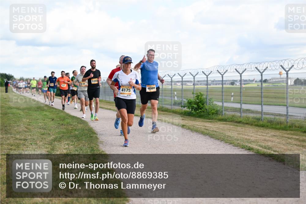 14.09.2025 - Airport Race Dr. Thomas Lammeyer http://msf.ph/oto/8869385 14.09.2025 12:13:43 Laufen 28, 4135, 1293, 4175, 4175, 4069 meine-sportfotos.de