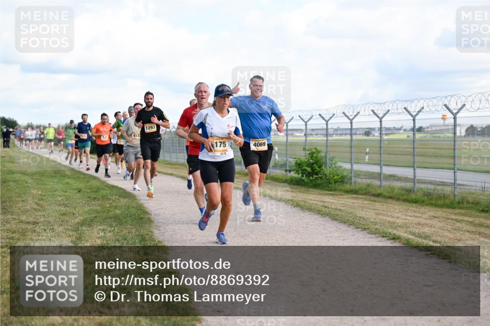 14.09.2025 - Airport Race Dr. Thomas Lammeyer http://msf.ph/oto/8869392 14.09.2025 12:13:44 Laufen 1116, 4135, 1293, 175, 4175, 4069 meine-sportfotos.de