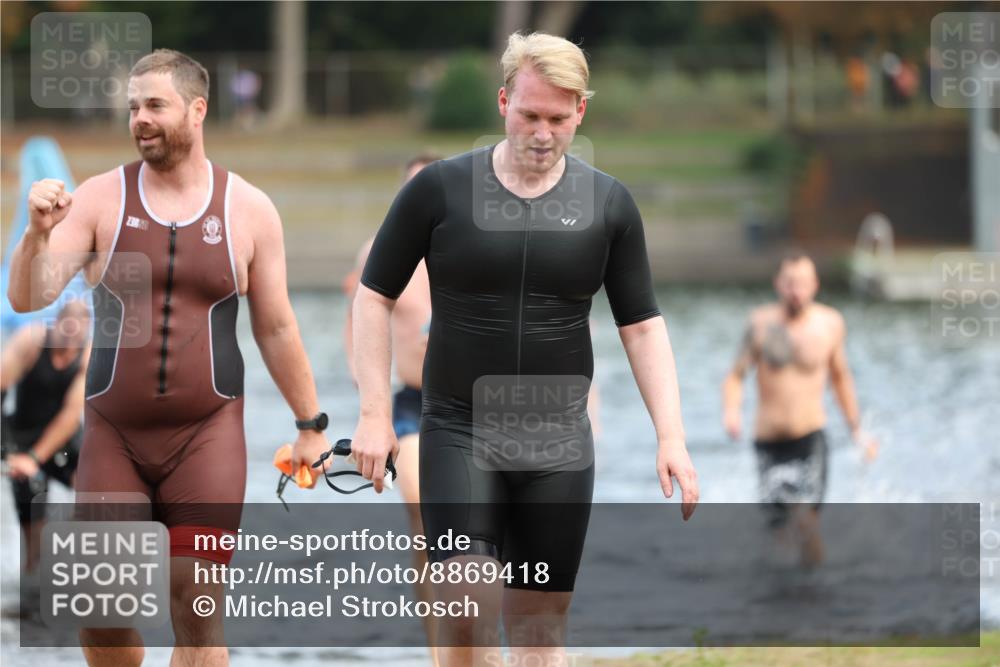 14.09.2025 - Stadtparktriathlon Michael Strokosch http://msf.ph/oto/8869418 14.09.2025 10:52:51 Schwimmen 841, 861, 870, 872, 893, 894, 918, 920 meine-sportfotos.de