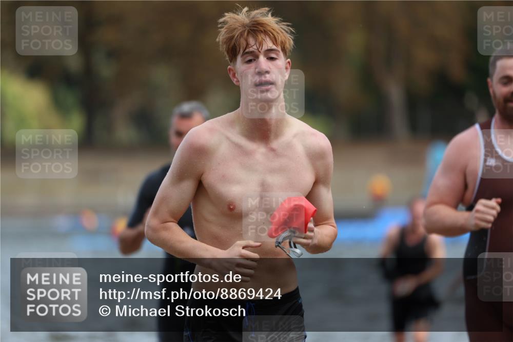 14.09.2025 - Stadtparktriathlon Michael Strokosch http://msf.ph/oto/8869424 14.09.2025 10:52:52 Schwimmen 841, 861, 870, 872, 893, 894, 918, 920 meine-sportfotos.de